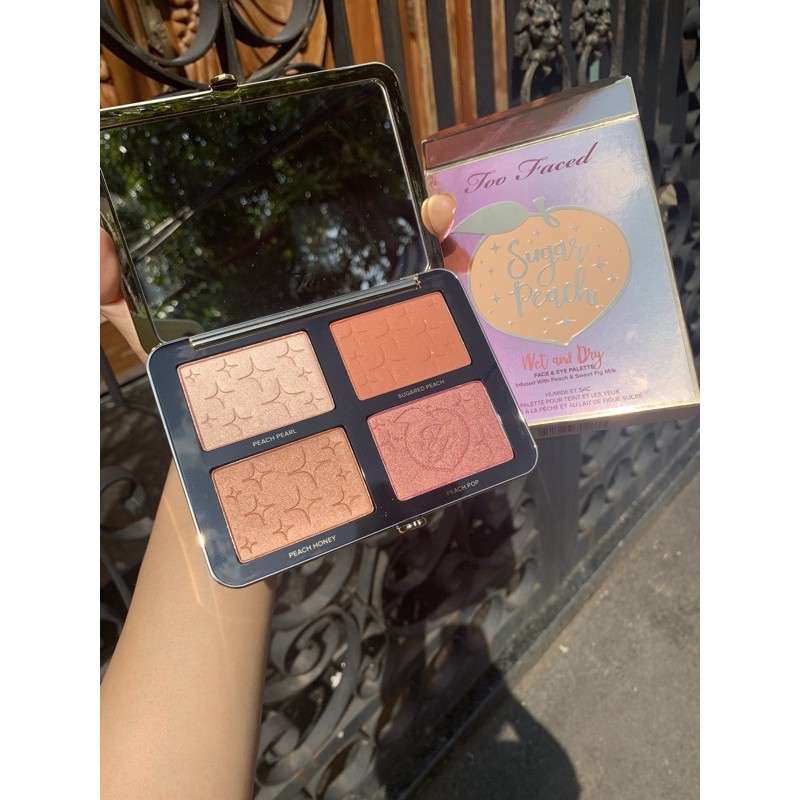 Bảng Too Faced Sugar Peach Wet and Dry Face & Eye Palette