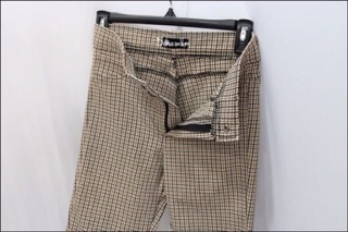 Legging kẻ sọc