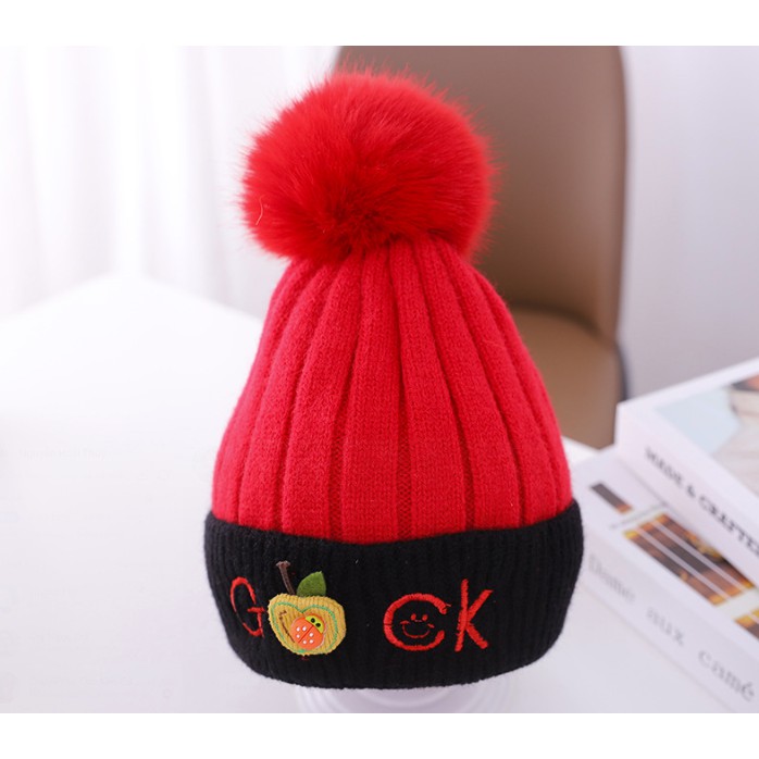 Nón len cho bé đội ấm