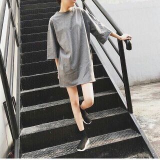 Áo thun form dài rộng cá tính