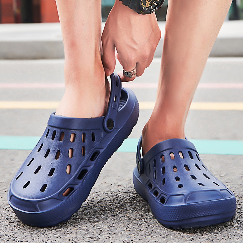 Summer Korean Men Fashion Casual Hole Shoes Breathable Clogs Outdoor Slippers Beach Waterproof Light Sandals Size39-46