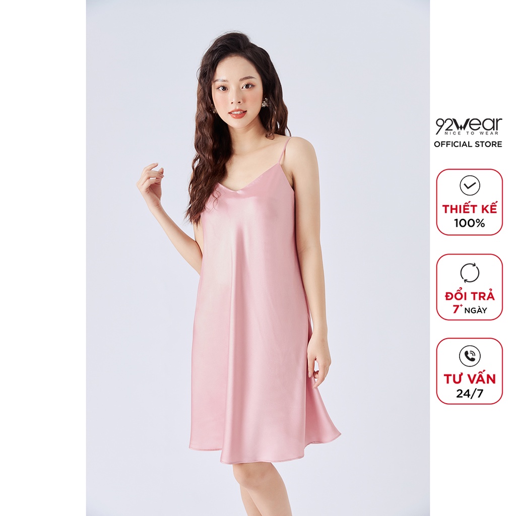 Váy ngủ 2 dây 92WEAR thiết kế vải lụa dáng suông NDA2061