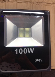 Đèn pha led 100w IP66