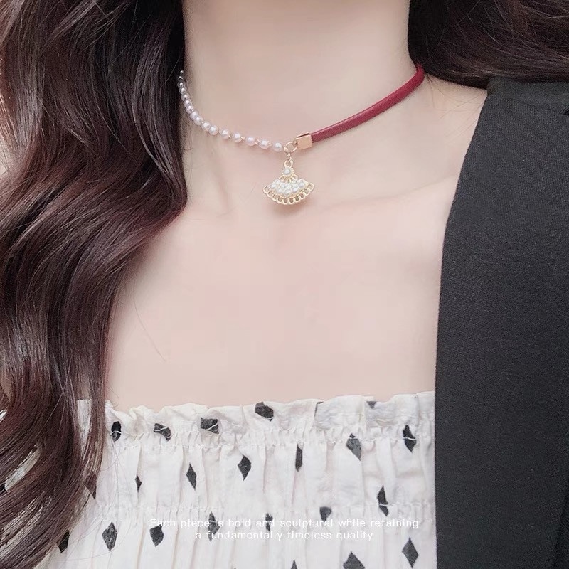 Vòng Cổ Choker Da Đính Ngọc Trai Thời Trang Cá Tính Dành Cho Nữ