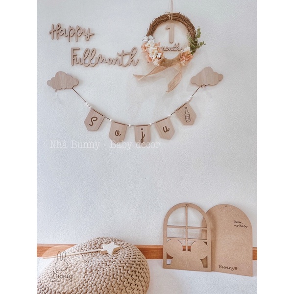 Set fullmonth bằng gỗ cho em bé
