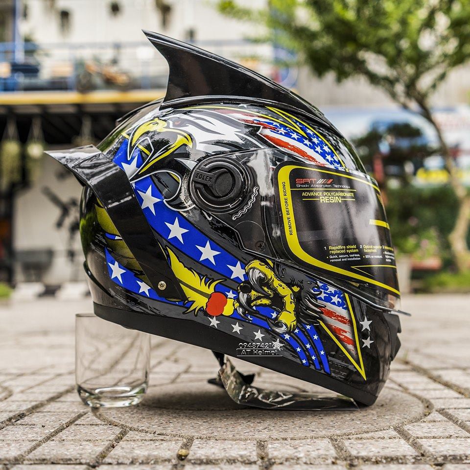 Mũ Bảo Hiểm SOLEX Tem Phượng Hoàng - Siêu Đẹp - Tặng 1 Combo sừng, đuôi gió và khăn Ninja