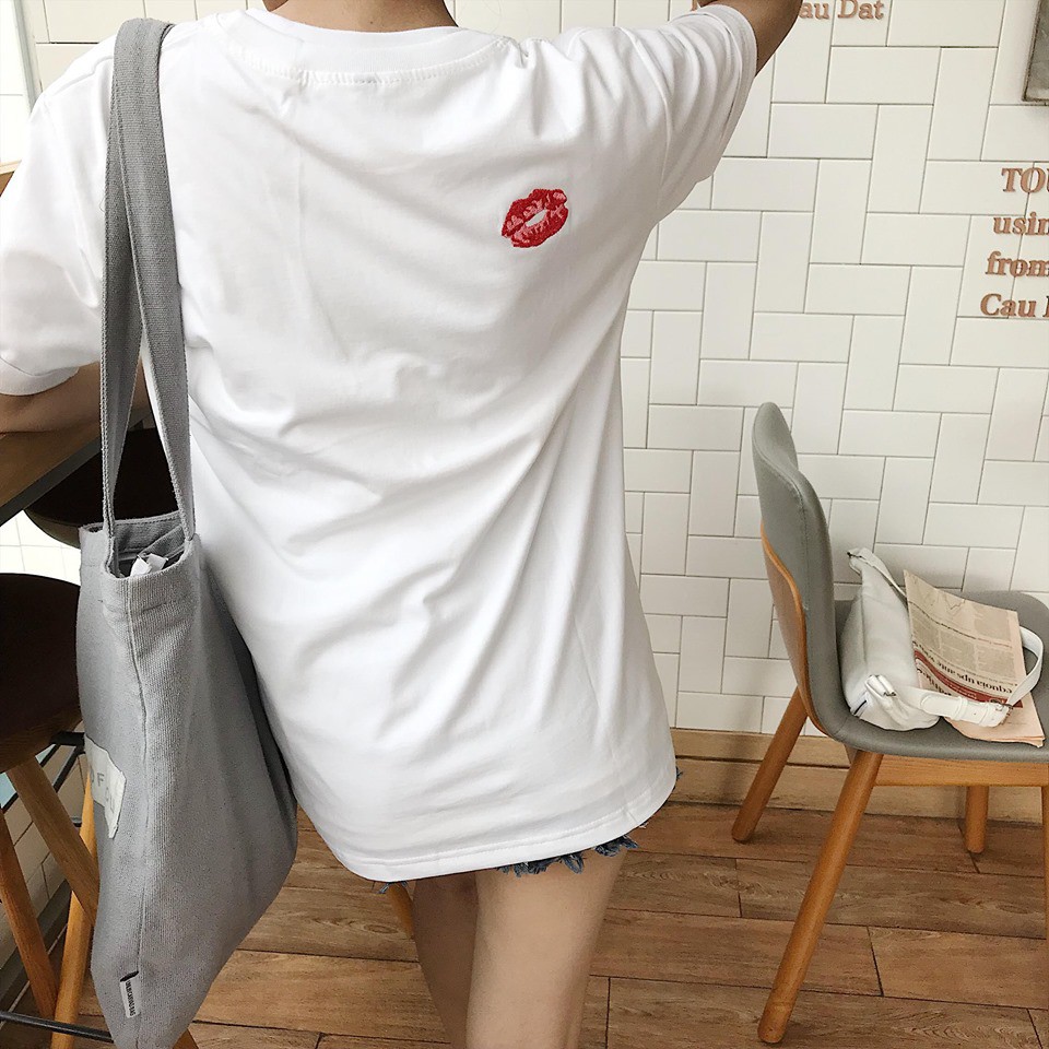 Kiss Tee