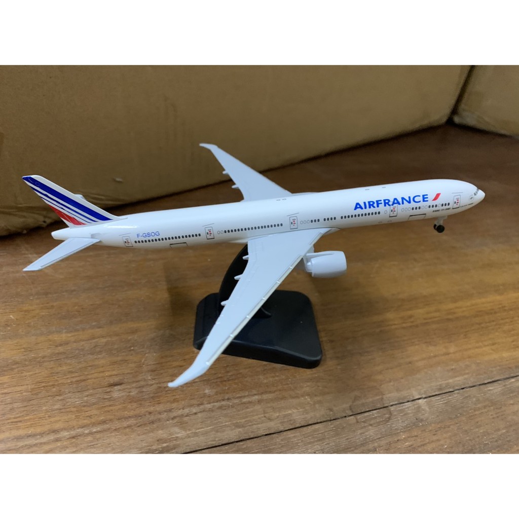 Mô hình máy bay AIRFRANCE 20cm có bánh xe