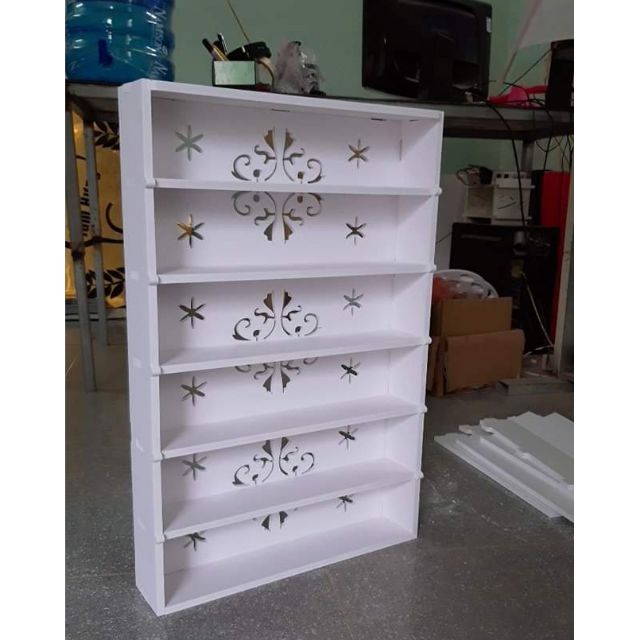 Kệ để dụng cụ