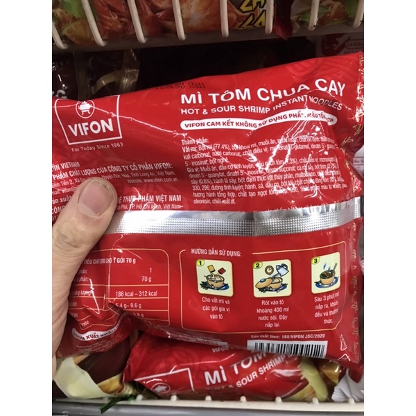 Mì bò xốt vang/mì tôm chua cay Vifon gói 70g