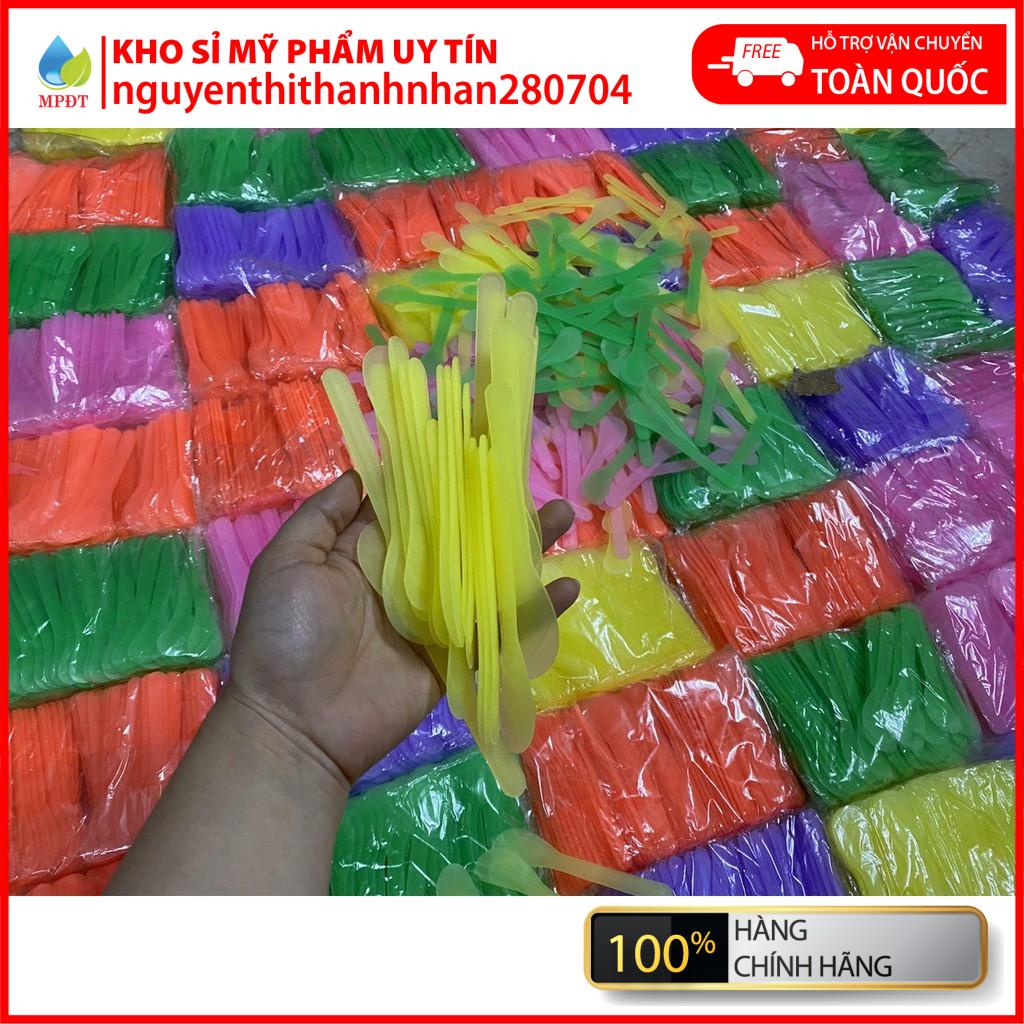 ( Combo 500 ) que nhựa đắp mask nhiều màu