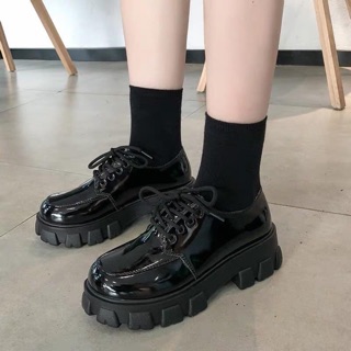 Giày đế kiểu Harajuku da bóng & da lì