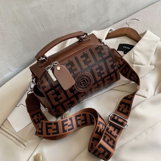 Fendi túi đeo chéo thời trang nữ dzakira q3374 r7399