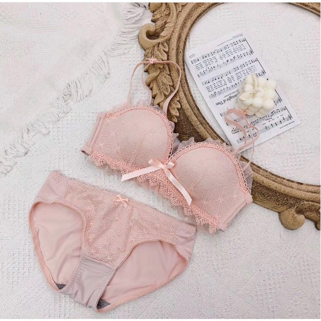 Áo ngực ren không gọng mút dày 3cm nâng ngực, áo chip ren hàng cao cấp AR132 | BigBuy360 - bigbuy360.vn