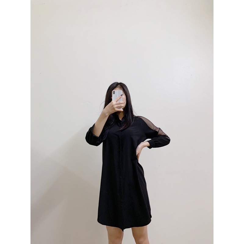 Váy sơmi đen tay lưới