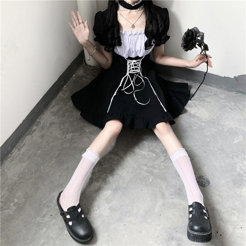 Đầm lolita tay phồng ôm eo dáng xòe màu đen thời trang Nhật Bản cho nữ | BigBuy360 - bigbuy360.vn