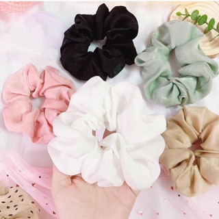 Cột tóc Scrunchies