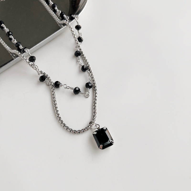 Dây Chuyền Hai Lớp Đính Kim Cương Đen Sang Trọng 19A1554