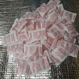 Gói chống ẩm 1g giá 9k(1 bịch 100gói nhỏ)