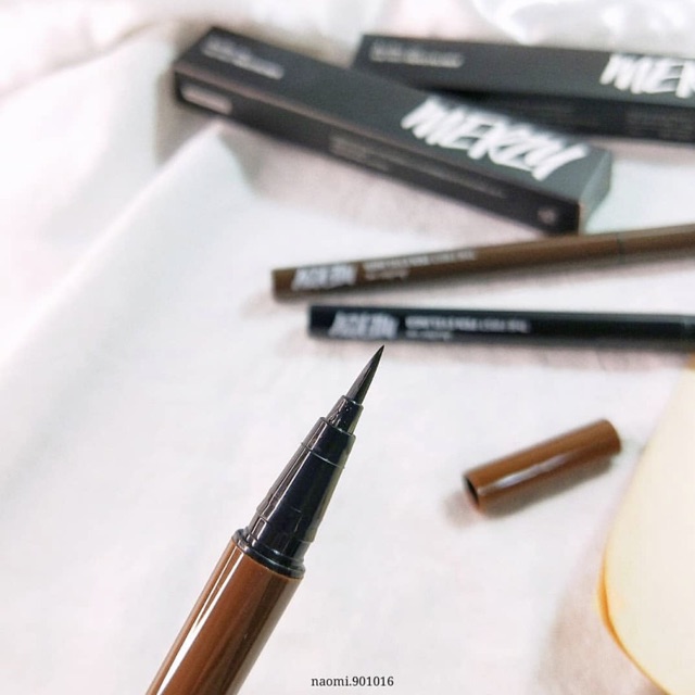 Bút kẻ mắt nước chống trôi Merzy The First Pen Eyeliner (Có Sẵn)