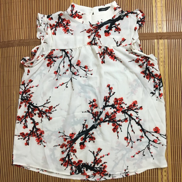 Áo ba lỗ bigsize hoa đỏ