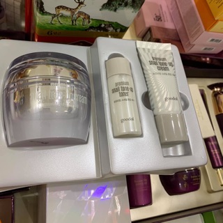 Kem Dưỡng Da Ốc Sên Hàn Quốc Goodal Premium Snail Toner Up Cream