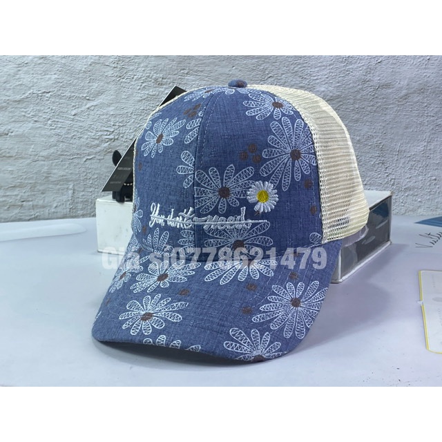 Mũ kết lưỡi trai  hoa cực đẹp phối lưới kem phong cách trẻ thời trang