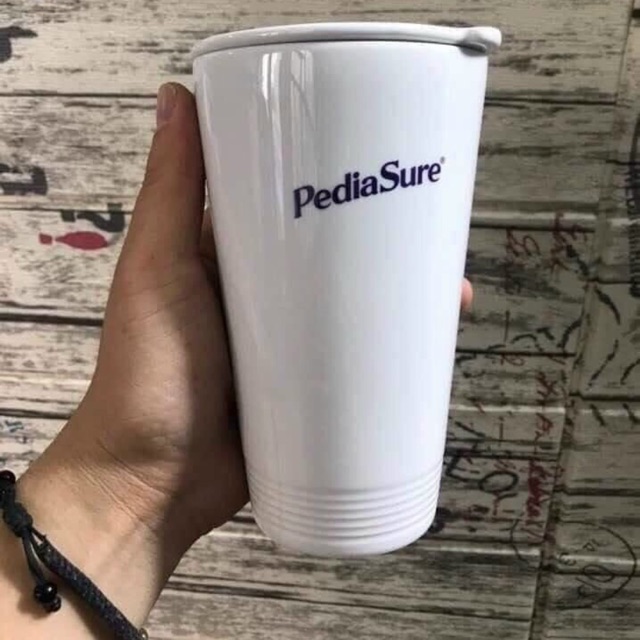 Ly sứ có nắp Minh Long hàng KM Pediasure