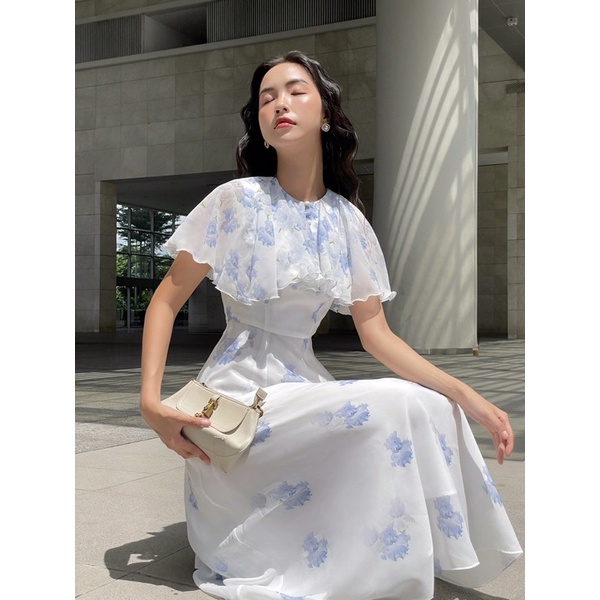 Đầm hoa cẩm tú cầu