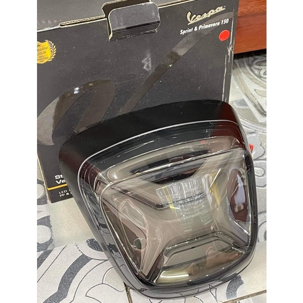 ĐÈN HẬU LED CHỮ X CHO VESPA SPRINT