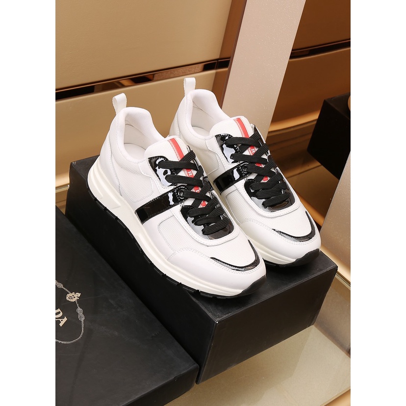 Giày thể thao nam da thật cao cấp PRADA với mặt lưới thiết kế êm và thoáng khí cùng với kiểu dáng mạnh mẽ