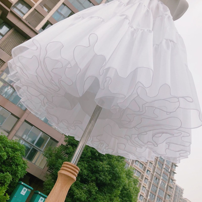 Tùng phồng Lolita