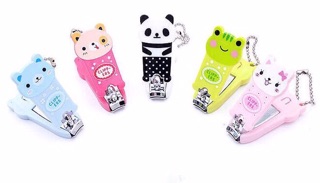 Bấm móng tay siêu yêu cho bé