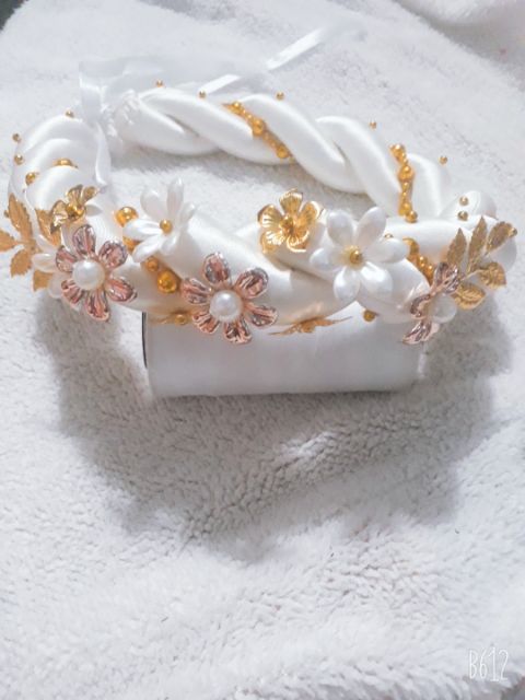 Mấn mỹ nhân màu trắng