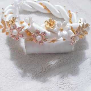 Mấn mỹ nhân màu trắng