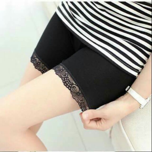 Quần mặc trong váy viền ren loại 1