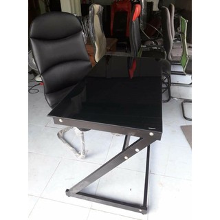 Bàn chữ Z kính cường lực