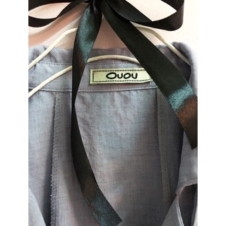 Đầm vest nút xoè bồng