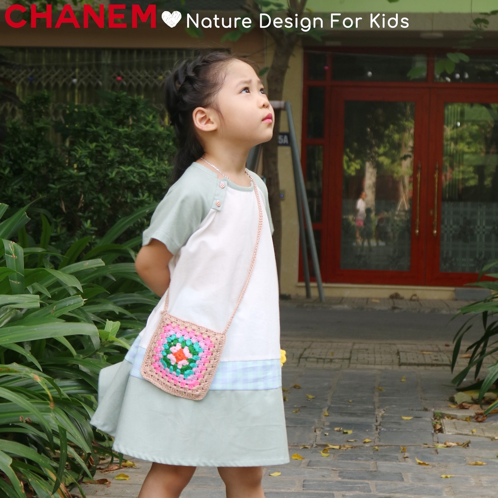 Váy bé gái SUNNY CHANEM ngắn tay phối gấu và hoa móc đáng yêu chất liệu cotton thoáng mát cho bé từ 1 - 10 tuổi