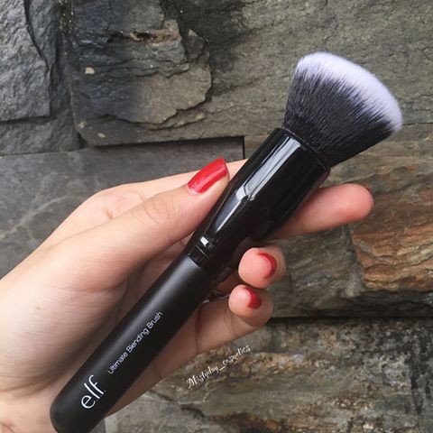 Cọ nền ELF Ultimate Blending Brush
