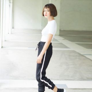 Quần jogger sọc AGE2X