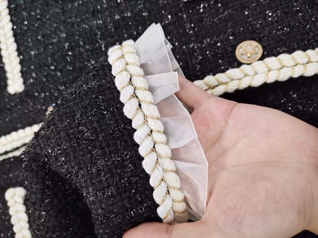 Áo dạ tweed viền voan tơ Organza GNCM