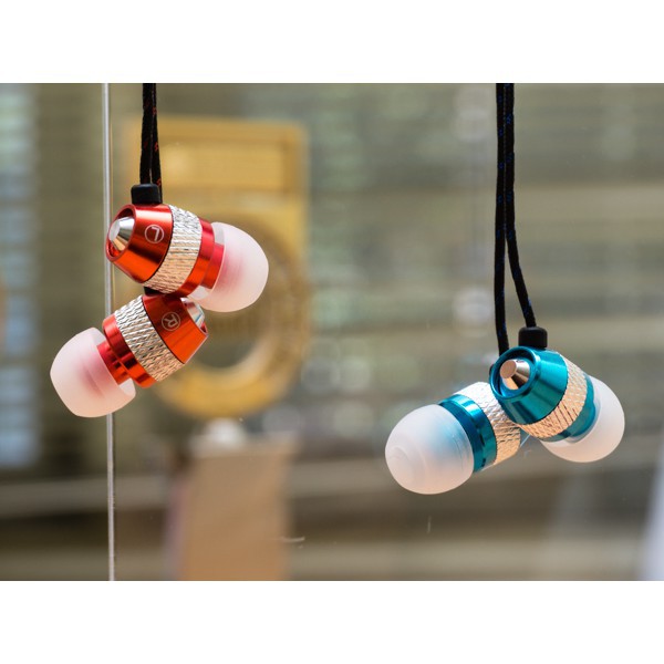 Tai nghe nhét tai SoundMax AH306S 3mW  1.2 mét- Hàng Chính Hãng.