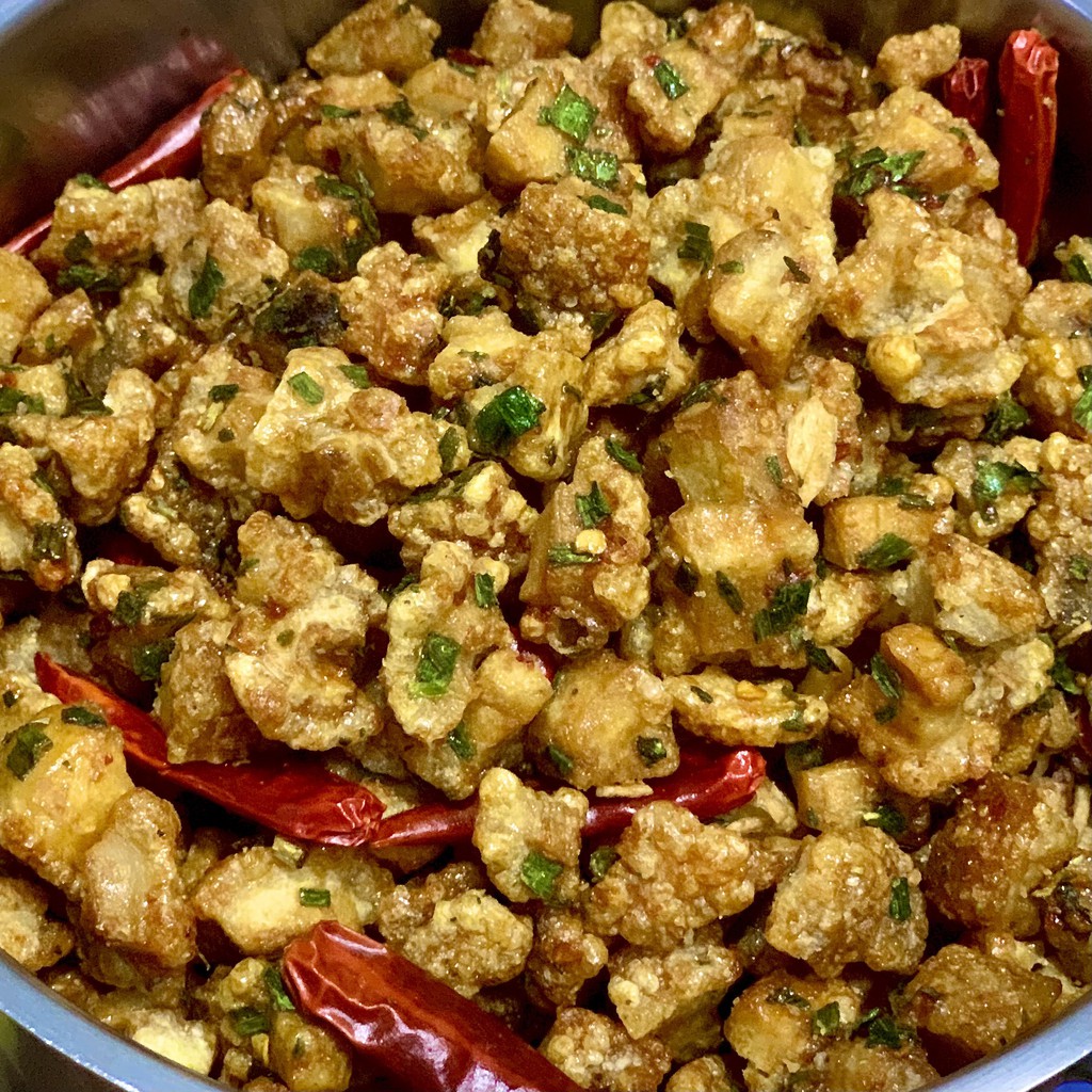 Tóp mỡ rim nước mắm hành phi đặc biệt [ hình thật ]