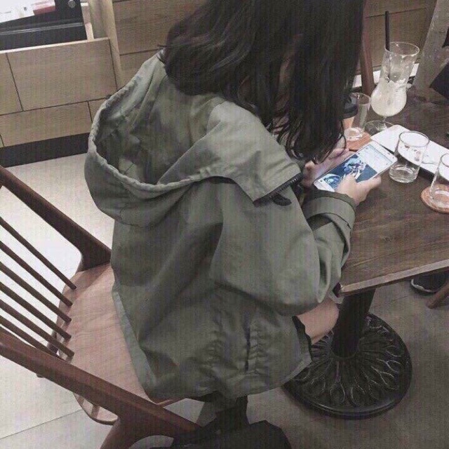 Áo jacket màu rêu