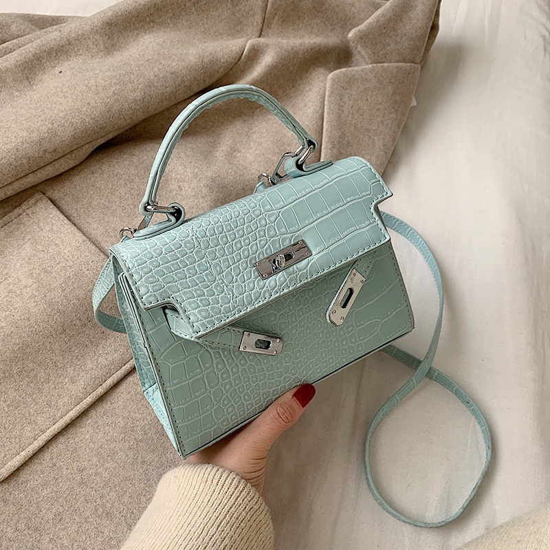 (HÀNG MỚI) Túi đeo chéo nữ chất da cực chất - MA172 | BigBuy360 - bigbuy360.vn