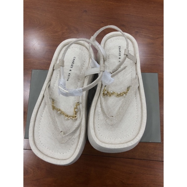 Sandal Cnk bánh mỳ sẵn 35/36