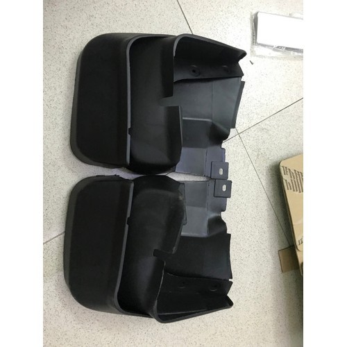 Bộ 4 miếng chắn bùn HONDA CIVIC 2008-2011 nhựa đen dẻo cao cấp kèm ốc vít | BigBuy360 - bigbuy360.vn