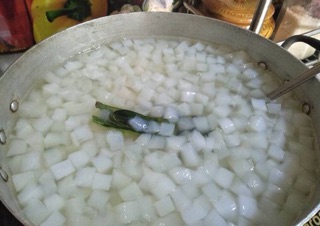 Set thạch dừa thô và hạt chia hoặc é dùng thử