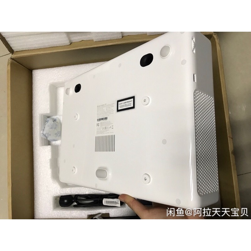 Máy chiếu Xiaomi Laser 150 siêu gần